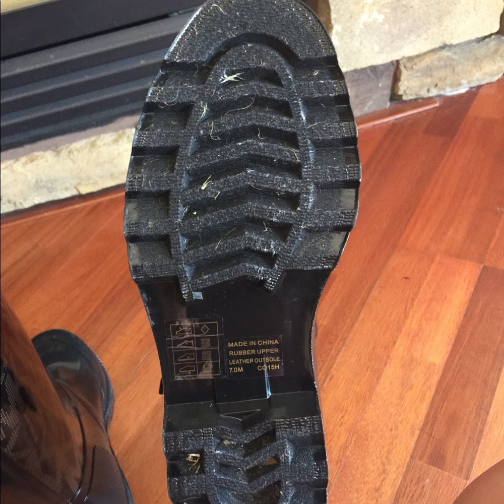 Michael Kors MK Logo Black and Brown Mid-Calf Rain Boots - Picture 4 of 8